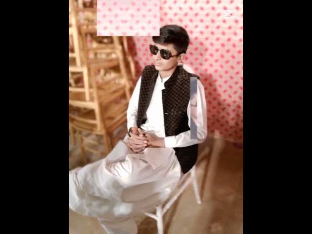 Video thumbnail for kya bhai Chashme 😎per pura Hero lag raha hun na😎