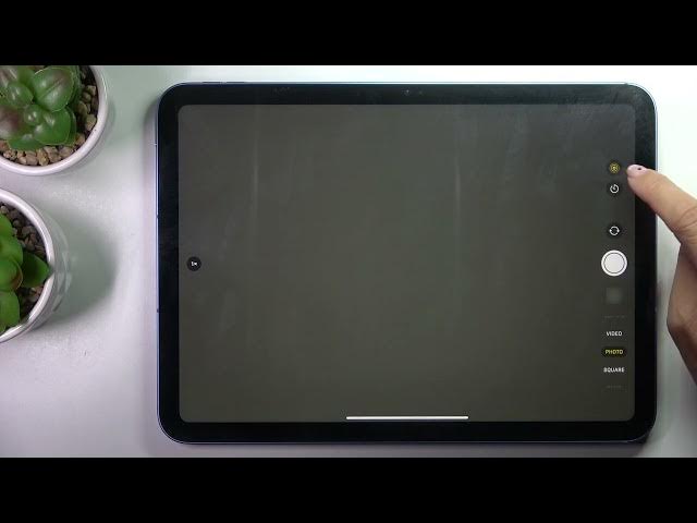 Video thumbnail for How to Turn On the Live Photo Mode in the Camera of iPad 10th Generation (2022) - Take Live Photos