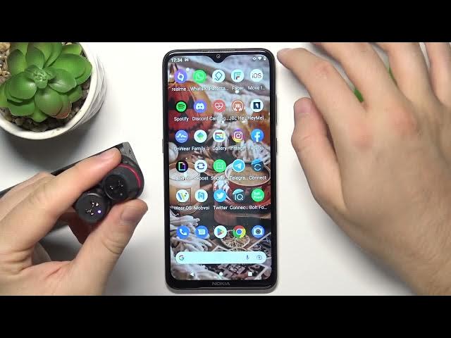 Video thumbnail for JBL Under Armour Flash - How To Pair with Android