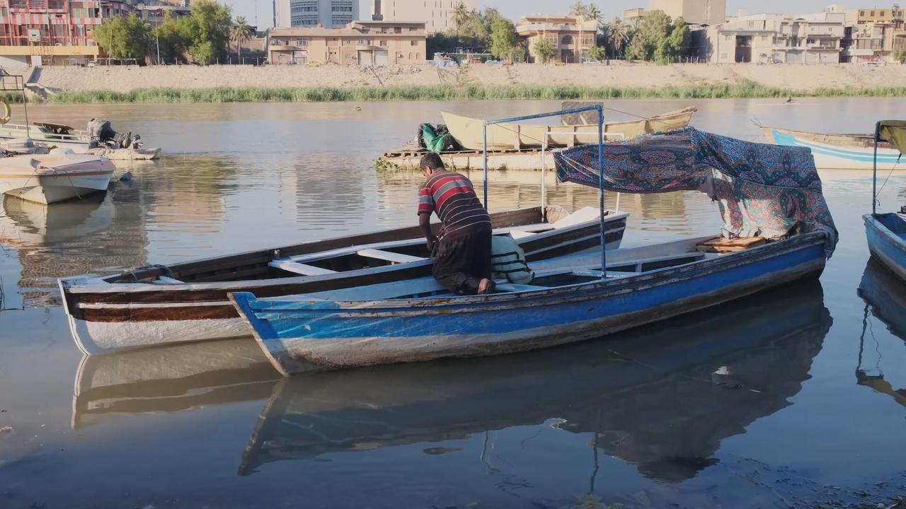 Video thumbnail for Iraq: Waterfront Life Al Shawaka Baghdad 9.