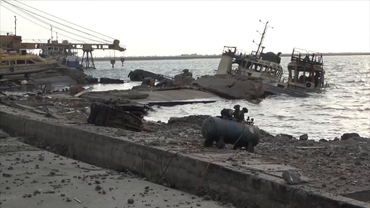 Video thumbnail for Yemen: Yemen's Houthis warn of attacks on vessels calling at Saudi ports.