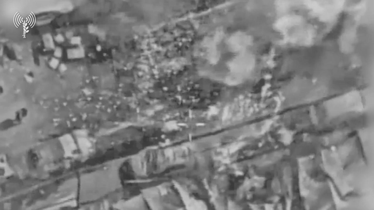 Video thumbnail for Israeli Forces Say Hamas Nukhba Squad Commander Killed in Khan Younis.