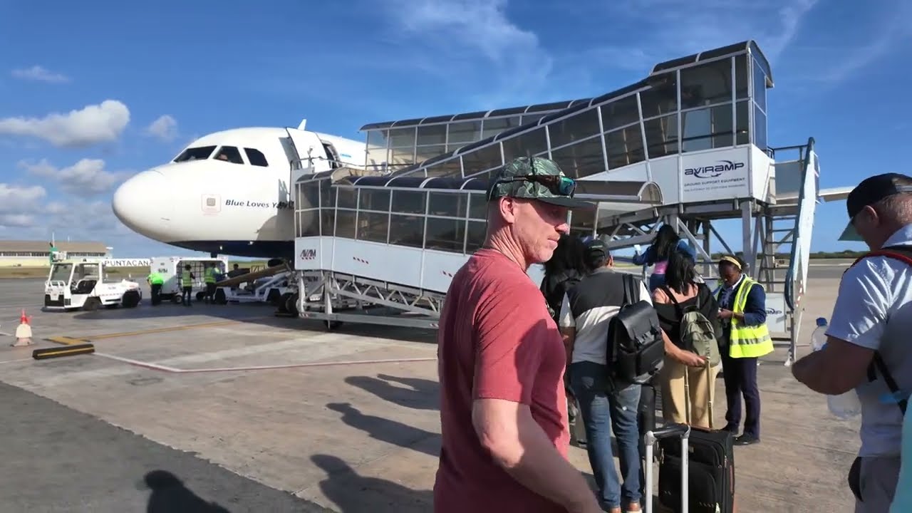 Video thumbnail for Punta Cana Airport Departure on JetBlue PUJ