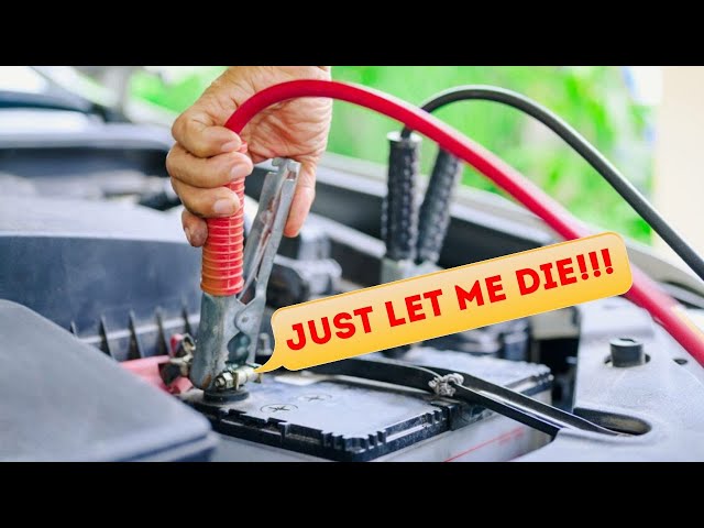 Video thumbnail for Signs that your CAR BATTERY is about to DIE