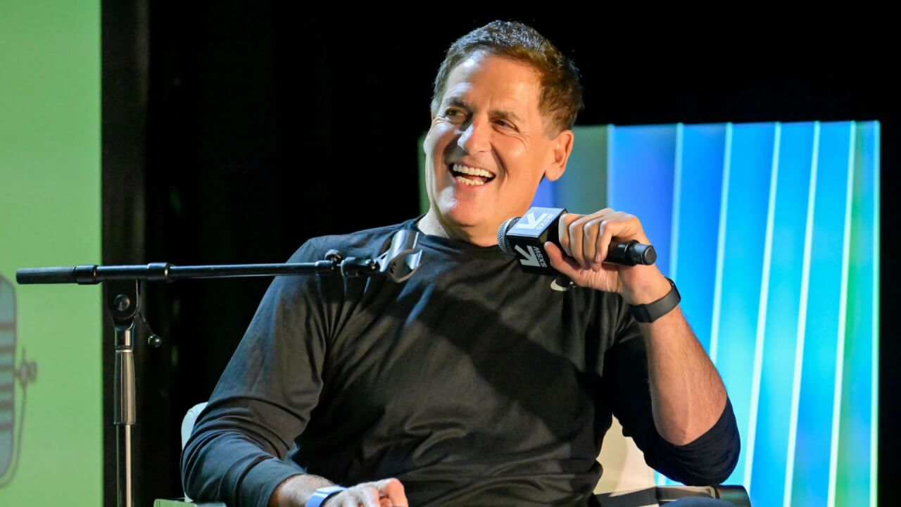 Video thumbnail for Mark Cuban's biggest professional challenge was "to be nice"