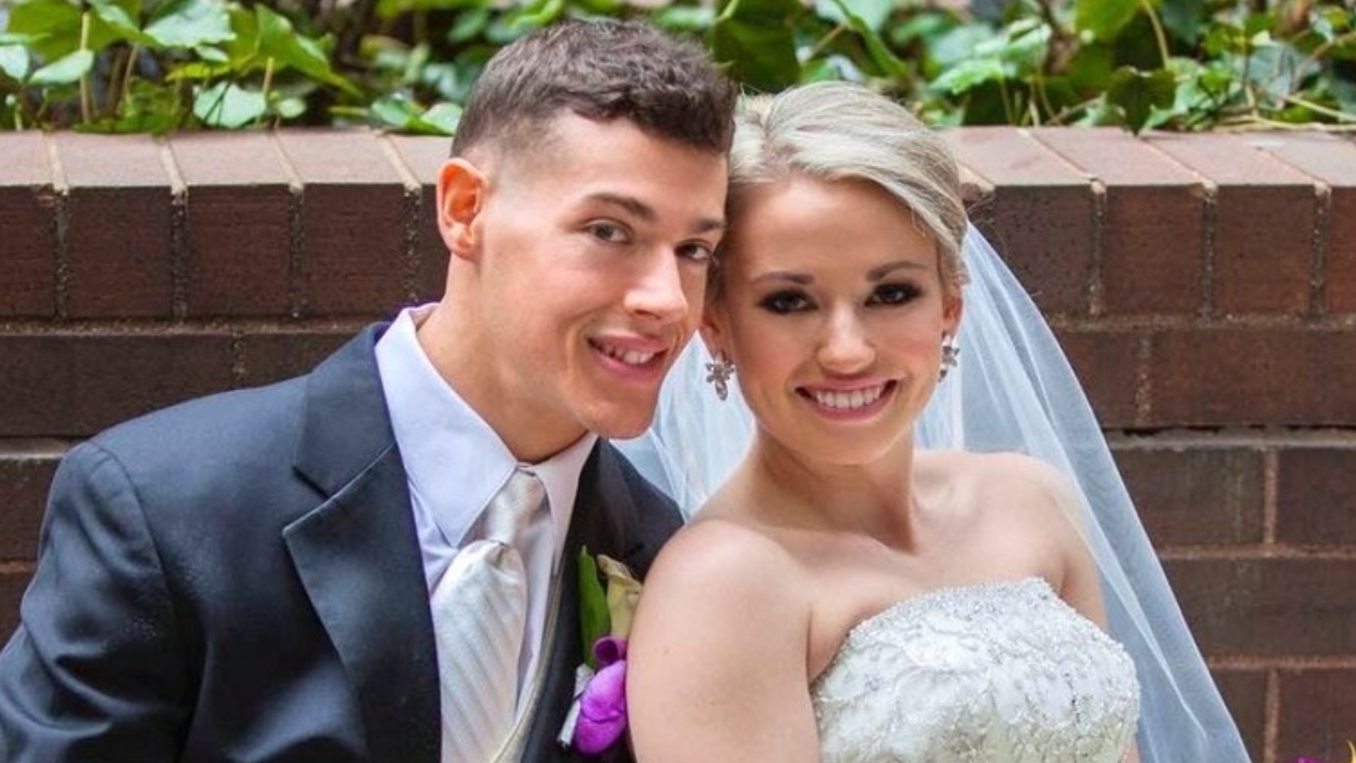 Video thumbnail for Why Married At First Sight's Cortney & Jason Really Split