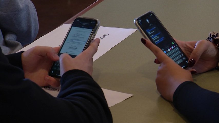 Video thumbnail for Gov. Hochul announces results of state’s phone-free schools policy