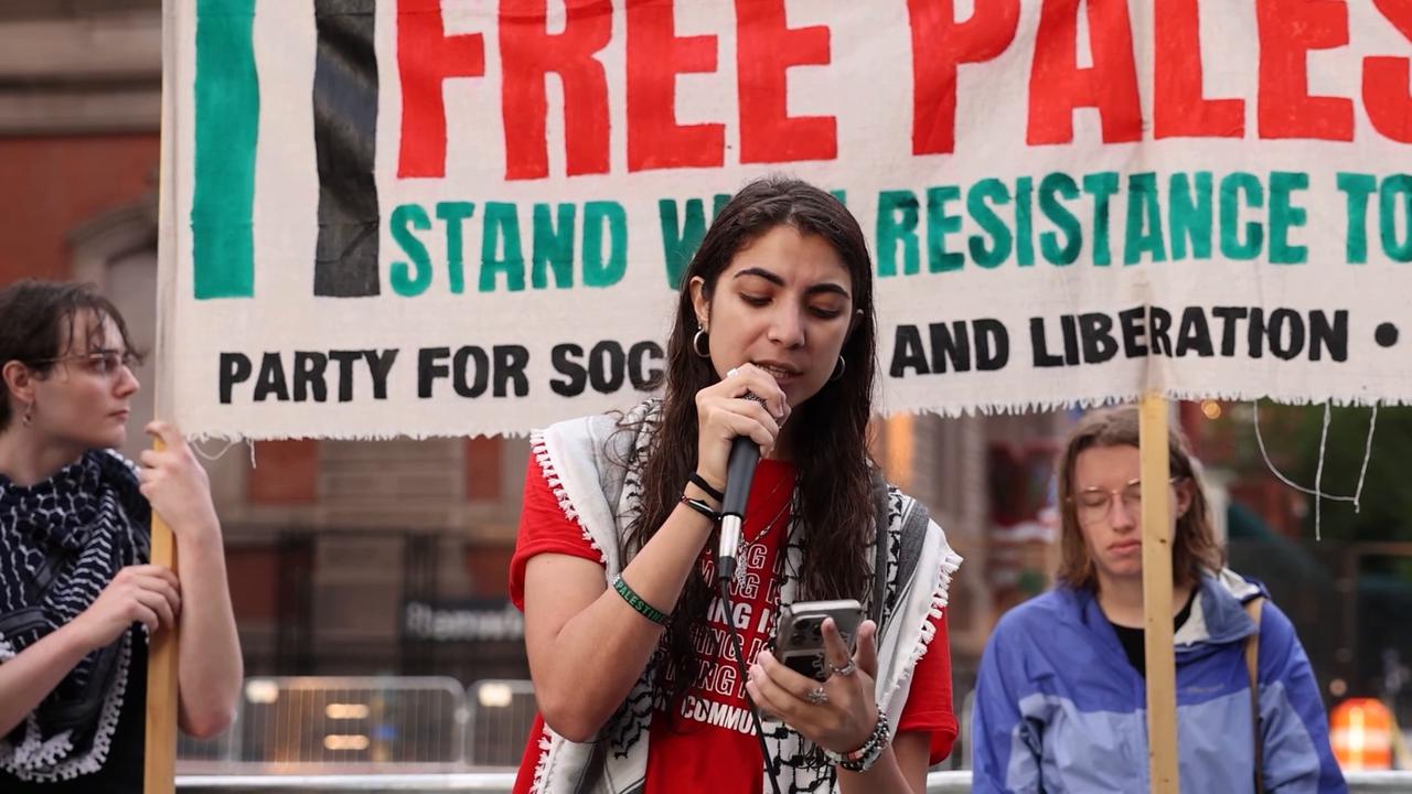 Video thumbnail for US: Protesters rally near White House against Netanyahu visit.