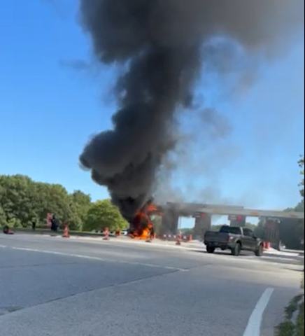 Video thumbnail for 1 dead after vehicle crashes into toll booth area at entrance to Sunken Meadow State Park