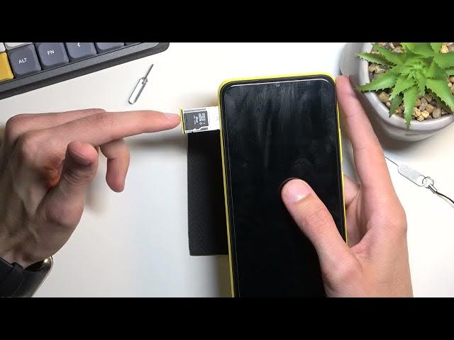 Video thumbnail for POCO C40 - How To Insert Sim & SD Card