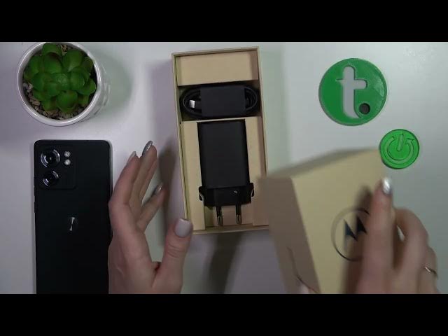 Video thumbnail for Does the MOTOROLA Edge 40 Phone Come With a USB Charging Cable? Let's Check!