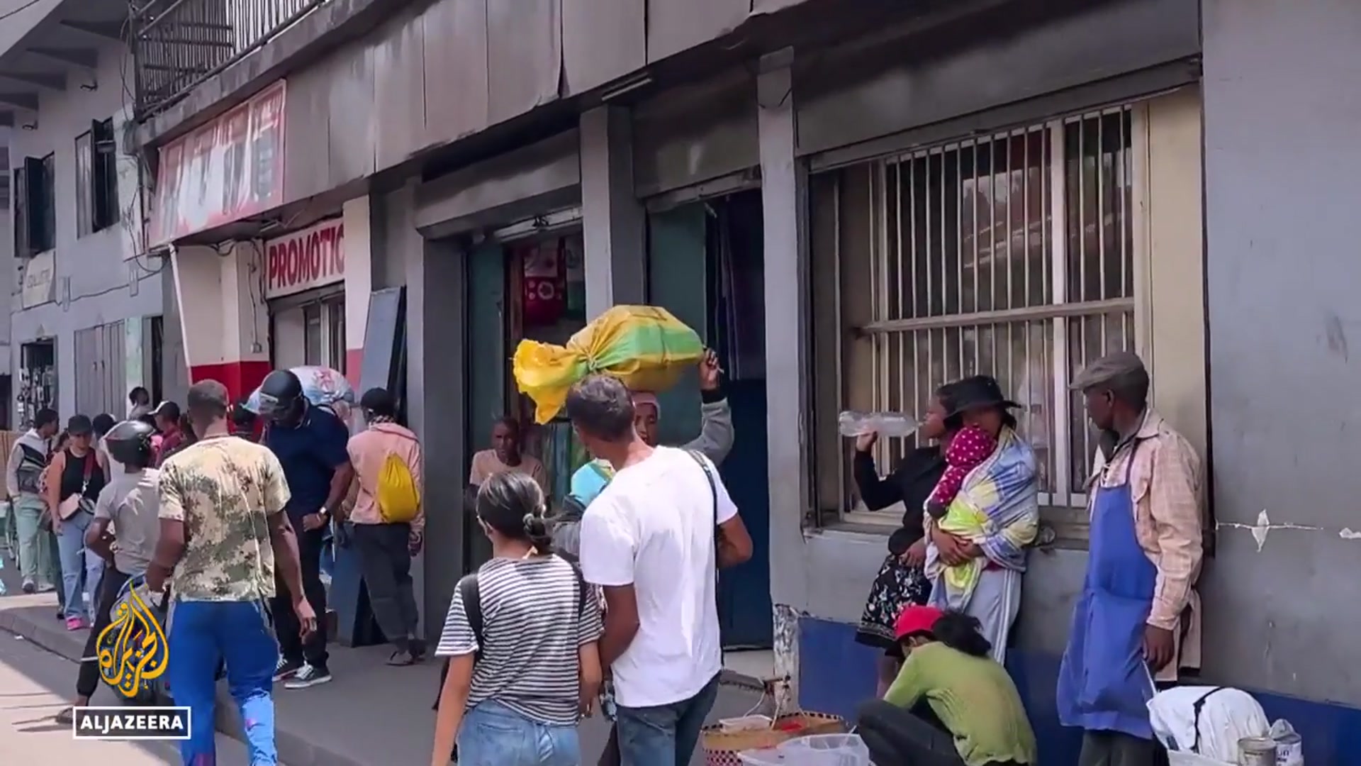 'Video thumbnail for Madagascar’s new govt vows reform amid economic crisis, but scepticism remains'