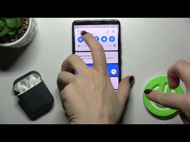 Video thumbnail for How to Turn On Flashlight on HUAWEI MATE 10 PRO – Enable Torch