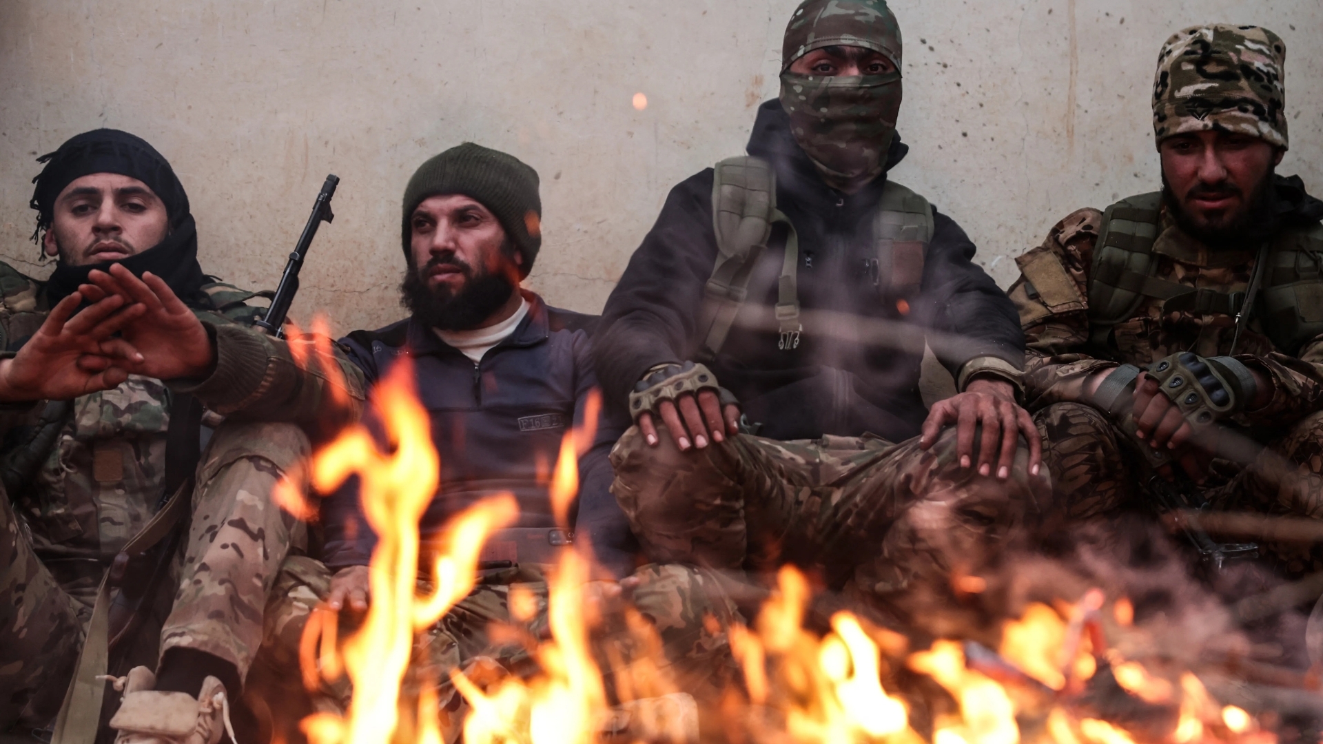 Video thumbnail for Syrian govt forces enter Qamishli : Kurdish residents express caution after SDF deal