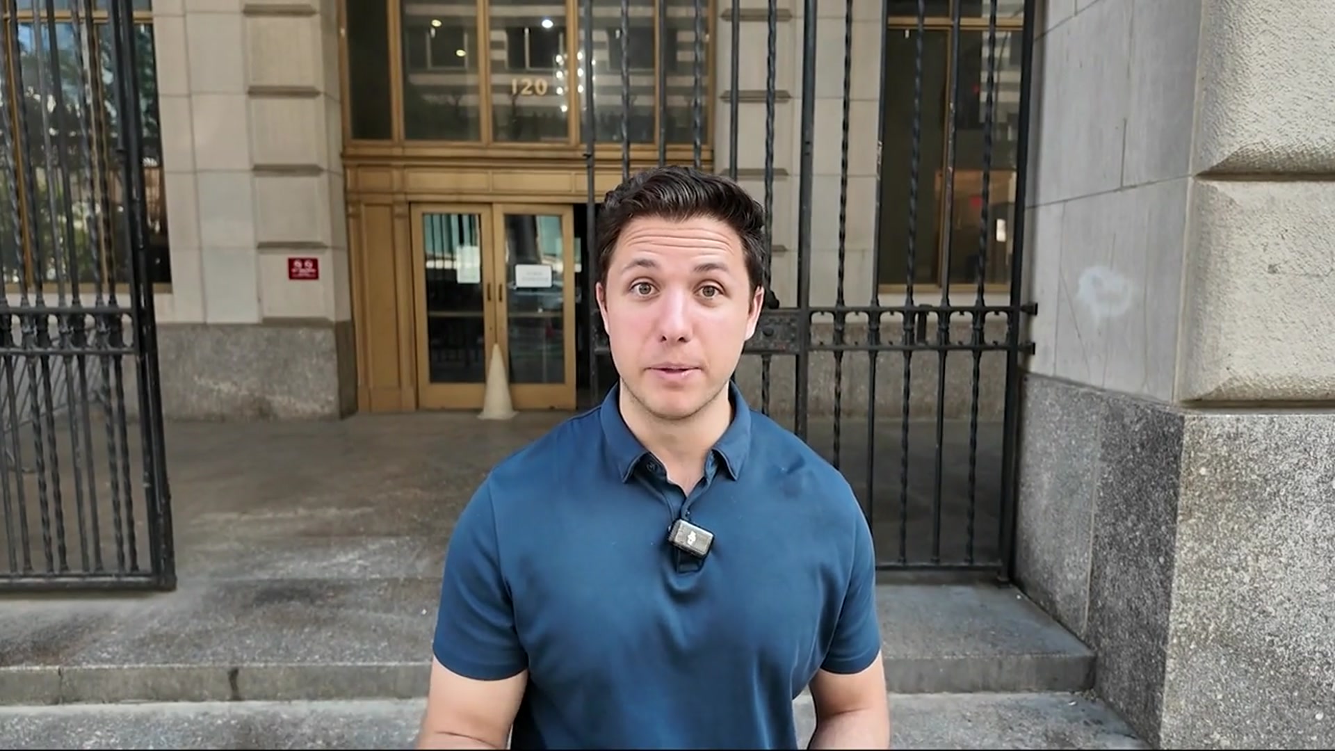 Video thumbnail for Woman set to be arraigned on trespassing, drug charges gives birth in Brooklyn courthouse