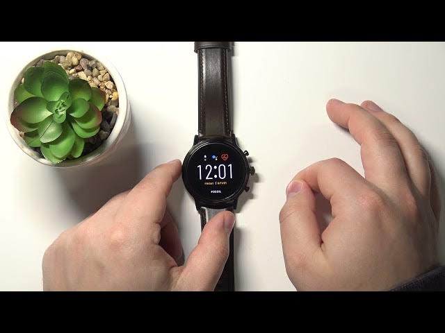 Video thumbnail for How to Adjust Screen Brightness in FOSSIL Carlyle GEN 5 – Customize Display Settings