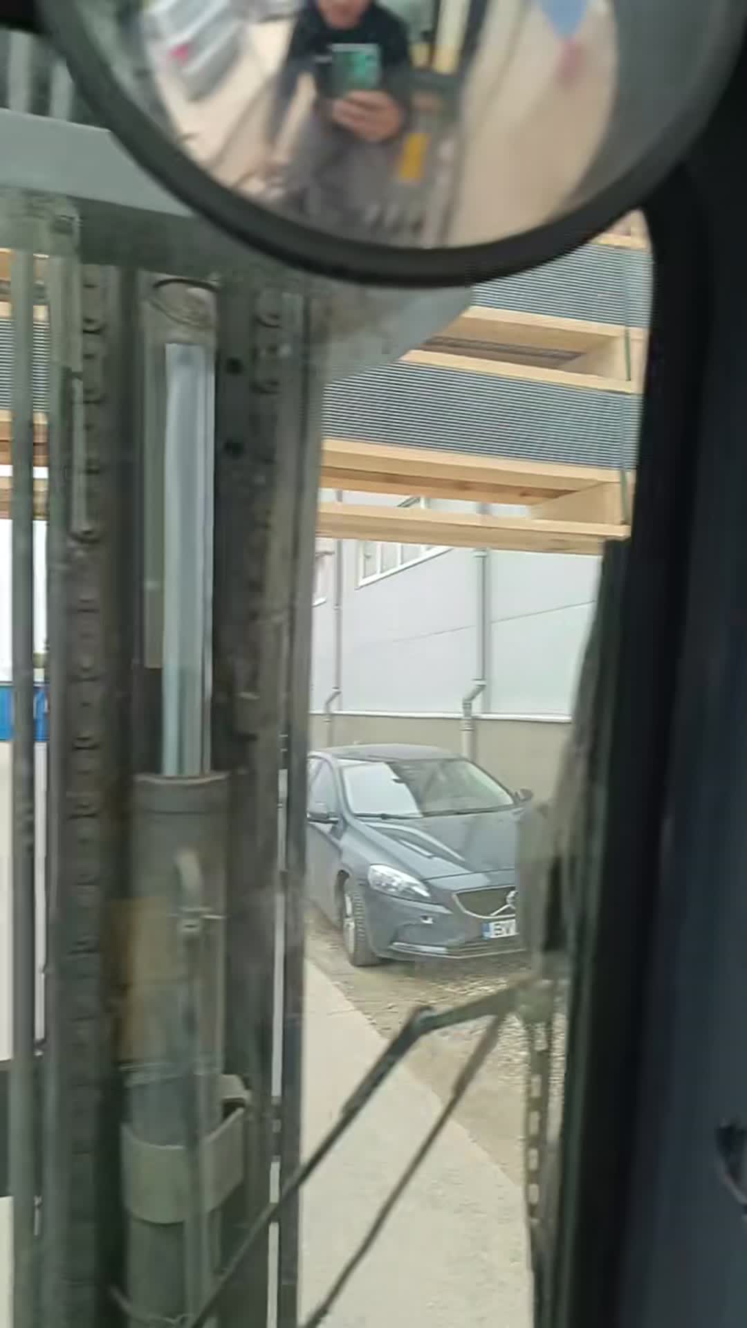 Video thumbnail for 1000006345