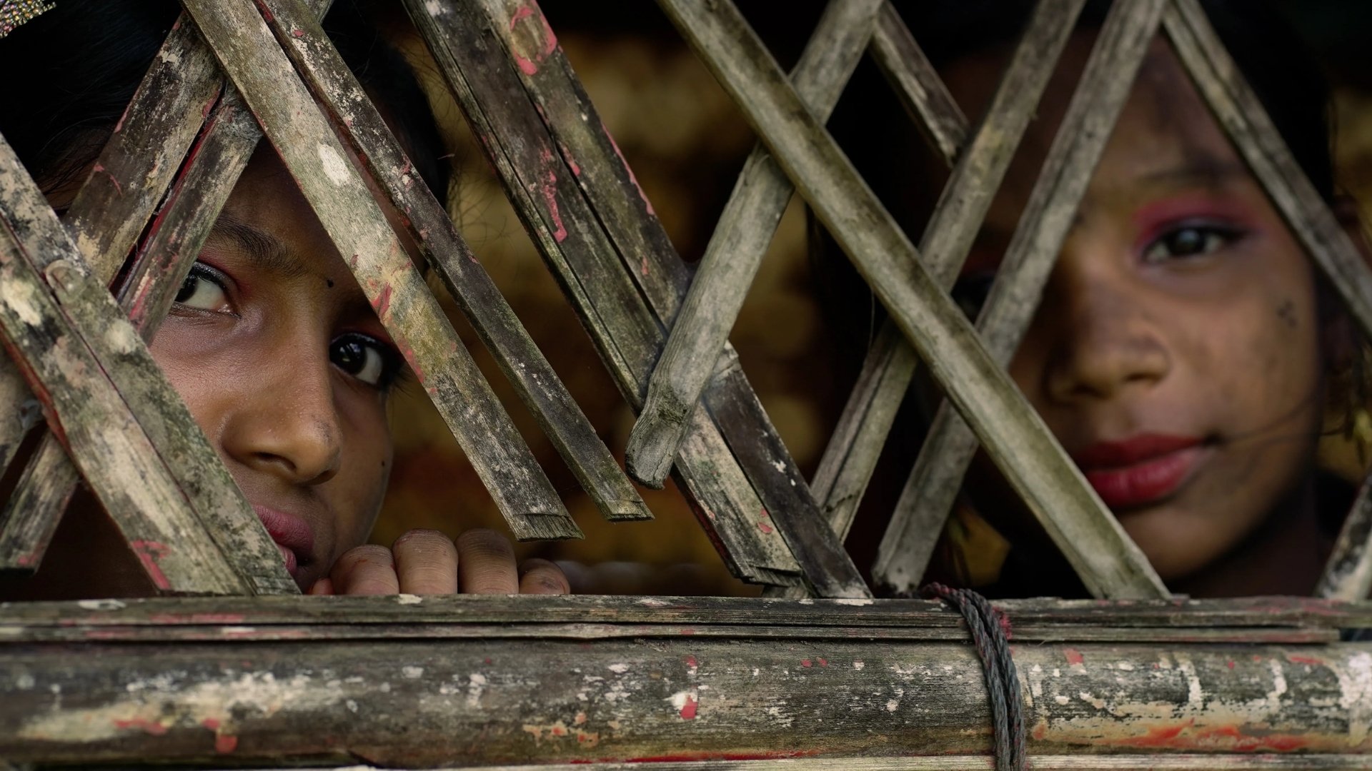 Video thumbnail for Rohingya in Bangladesh: Aid agencies warn about conditions in refugee camps