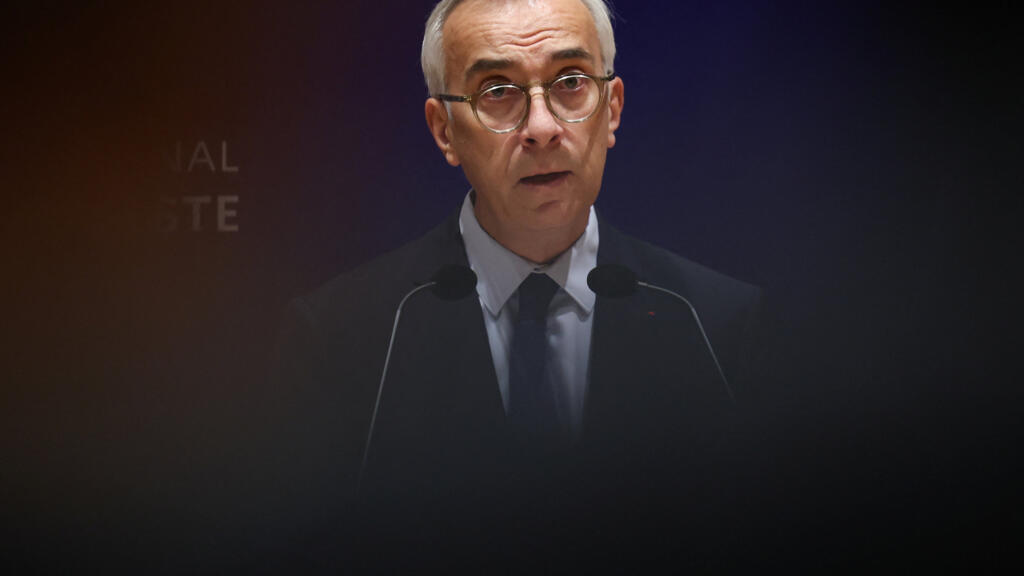 Video thumbnail for REPLAY: French anti-terrorism prosecutor gives press conference on racist attack