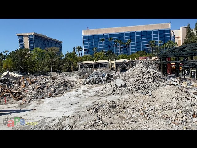 Video thumbnail for Monorail POV Ride-Through With Downtown Disney Construction - Disneyland Resort 2022
