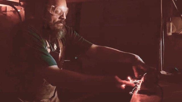 Video thumbnail for The man that found purpose after losing his sight