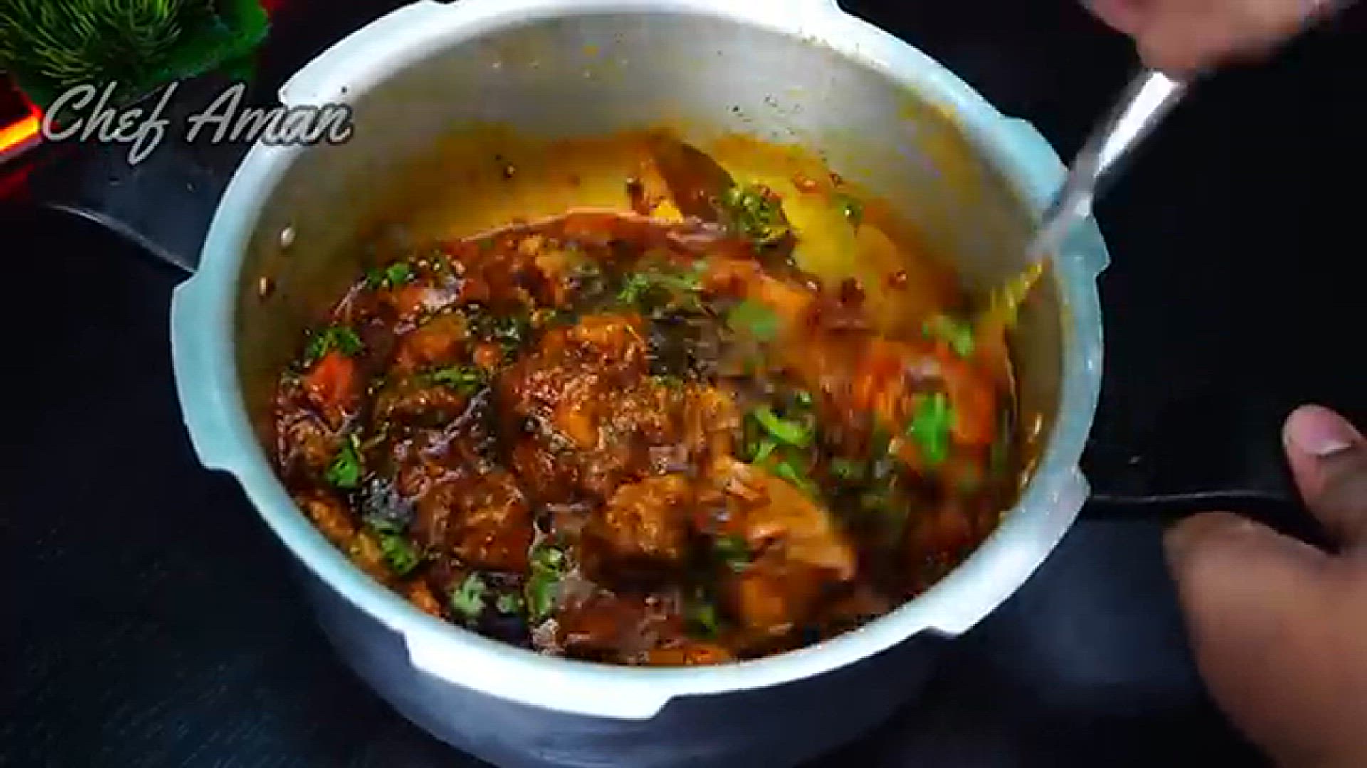 Video thumbnail for Chicken Bhuna Masala - How to Make Chicken Bhuna Masala Recipe - Tasty Indian Recipes