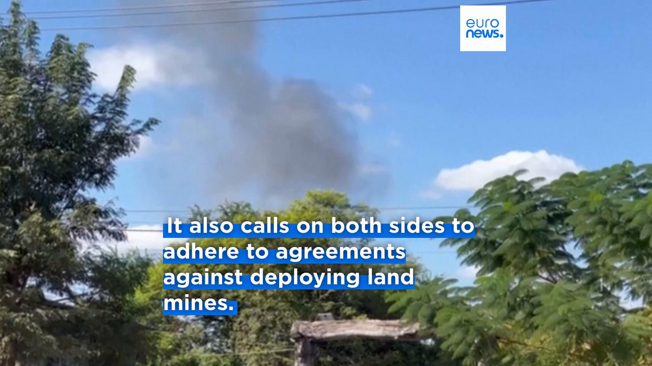 Video thumbnail for Thailand and Cambodia sign new ceasefire agreement to end weeks of deadly border fighting