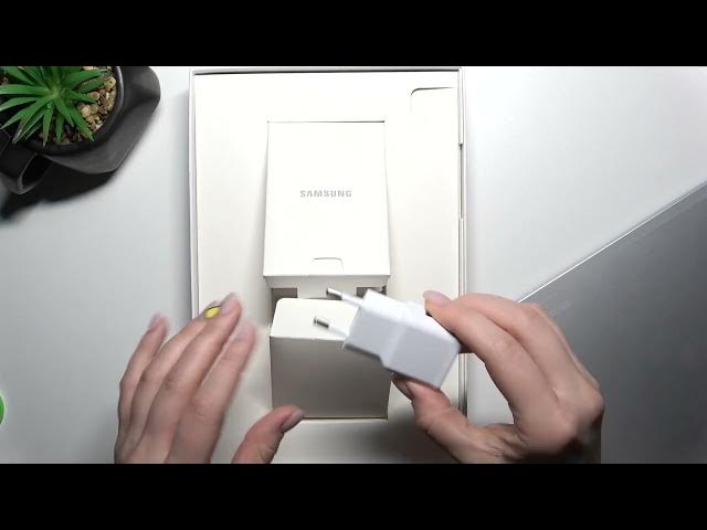 Video thumbnail for Does Samsung Galaxy Tab A8 2021 Comes With Charger? | What in the Samsung Galaxy Tab A8 2021 box