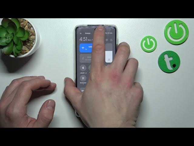 Video thumbnail for How to Turn Off Flashlight on XIAOMI REDMI 10 LITE – Disable Torch