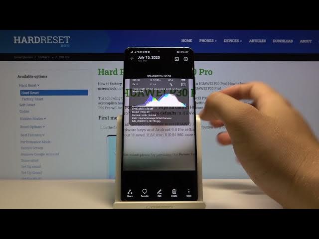 Video thumbnail for How to Take Photo in the Highest Resolution on Huawei P30 Pro after EMUI Update