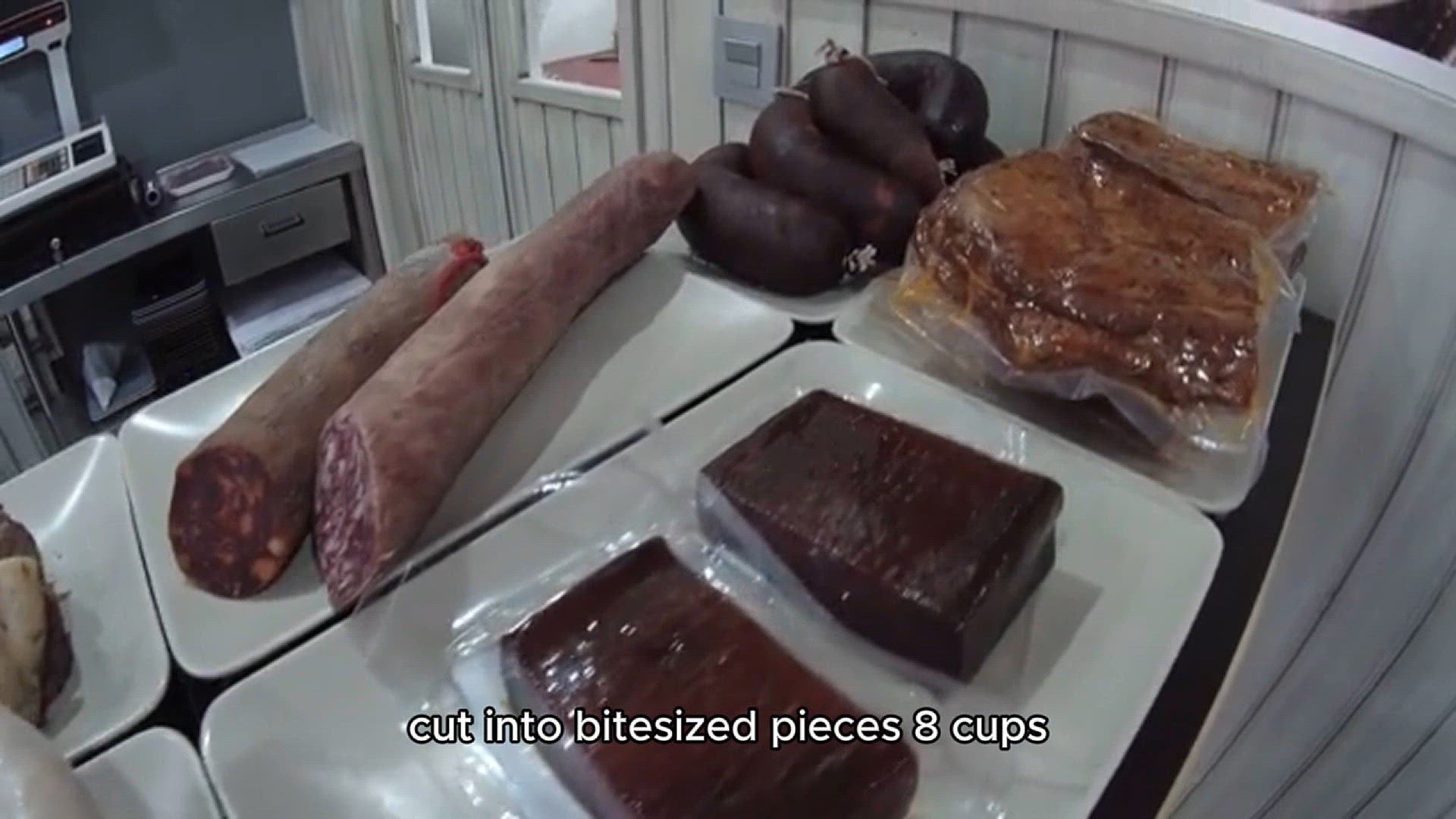 Video thumbnail for Sinigang recipe