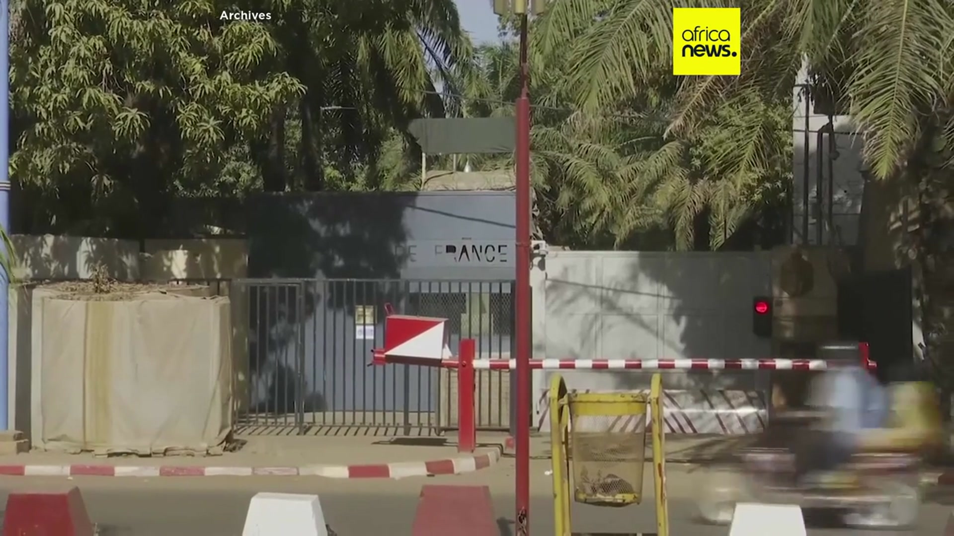 'Video thumbnail for France expels Malian diplomats, ends anti-terror cooperation'