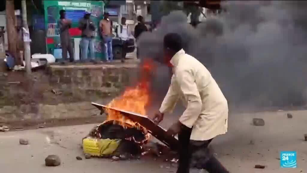 Video thumbnail for Kenya's transportation strike suspended as negotiations take place
