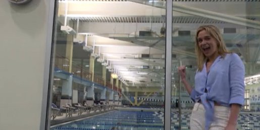 Video thumbnail for Darien's Ali Truwit hosting charity swimathon