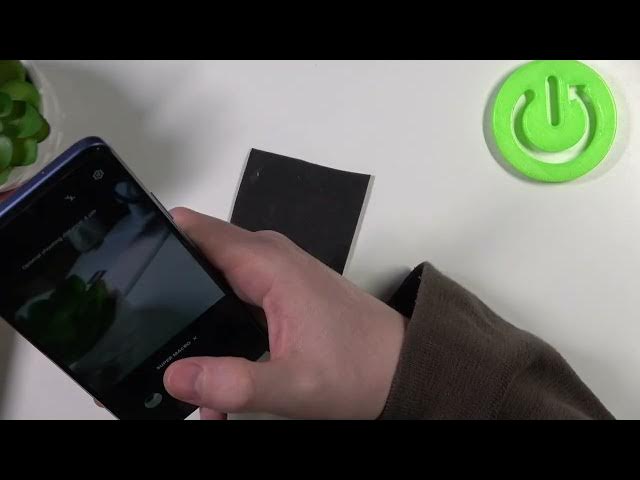 Video thumbnail for How to Take Macro Photos on HONOR X6 / Camera Macro Mode