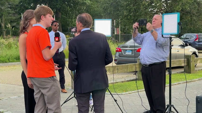 Video thumbnail for Iconic kids show visits  Bridgeport's Beardsley Park to highlight Internet safety measure