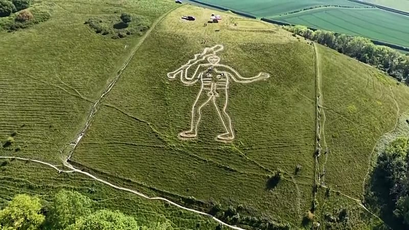 Video thumbnail for UK: Cerner Abbas’ iconic chalk giant gets first major makeover
