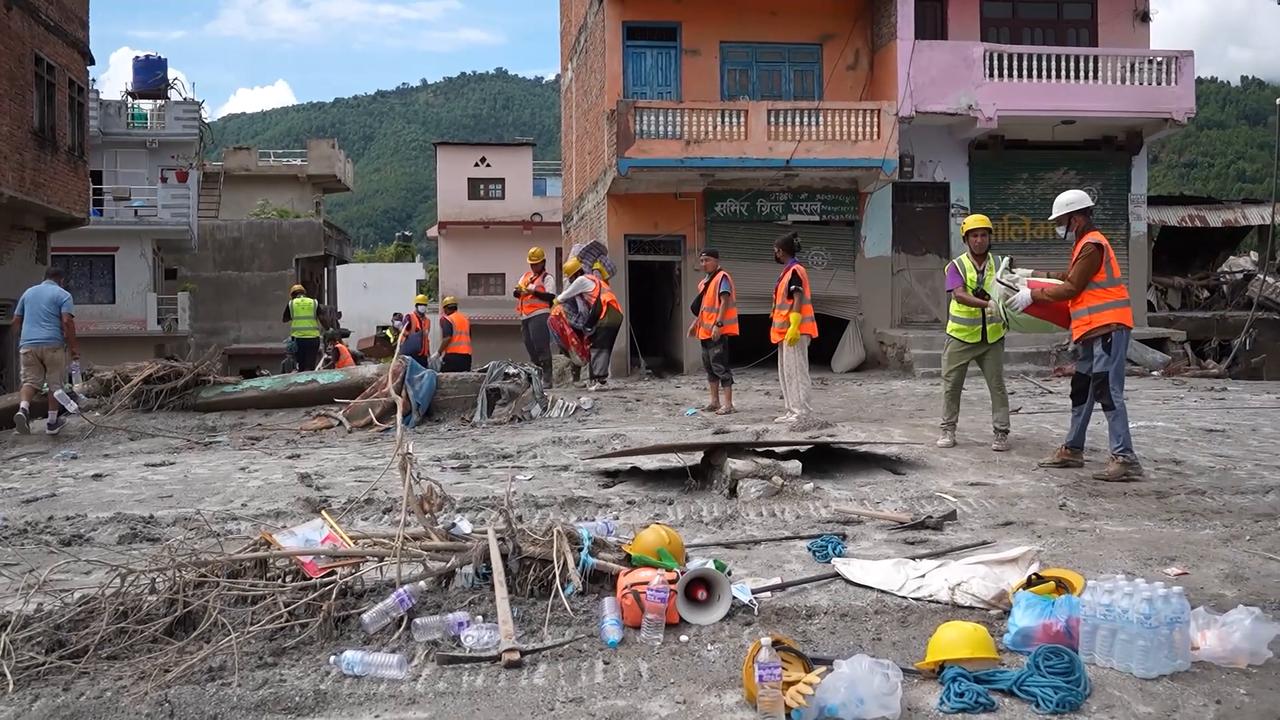 Video thumbnail for Nepal: Recovery efforts continue in Nepal's Nuwakot as flood death toll rises to 1,050.