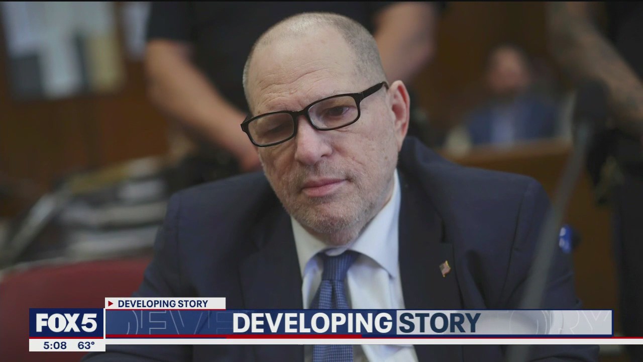 Video thumbnail for Dozens of possible jurors screened in Weinstein retrial