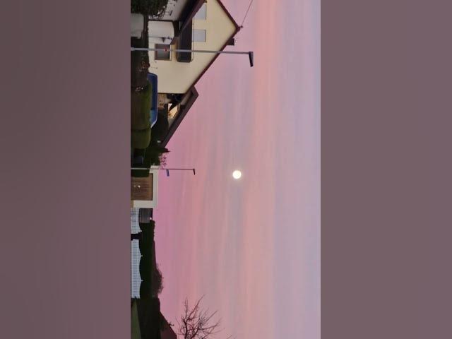 Video thumbnail for mond steht heute früh auf :)