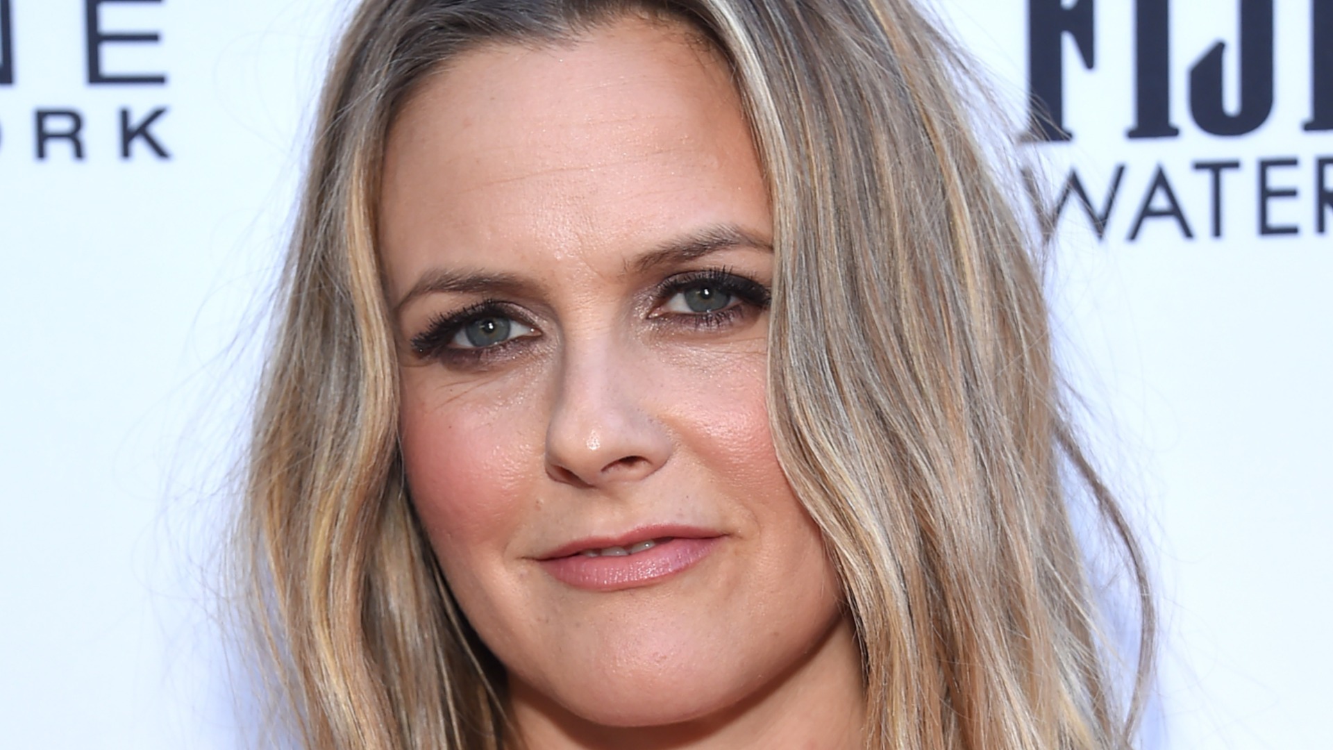 Video thumbnail for The Truth About Alicia Silverstone