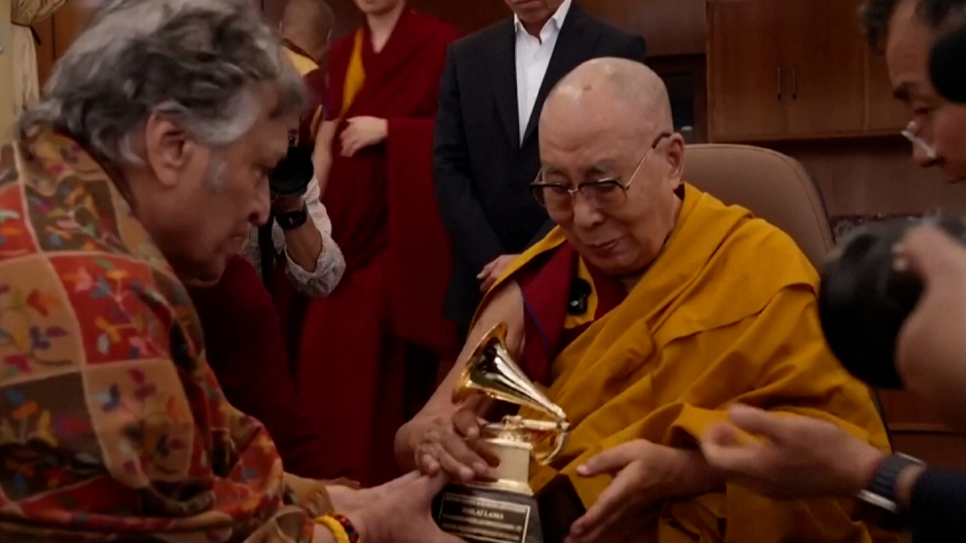 Video thumbnail for Dalai Lama receives Grammy award for spoken-word album
