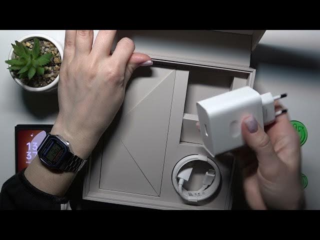 Video thumbnail for Does OPPO Find N2 Flip Comes with Charger? | OPPO N2 Flip Charger Included?