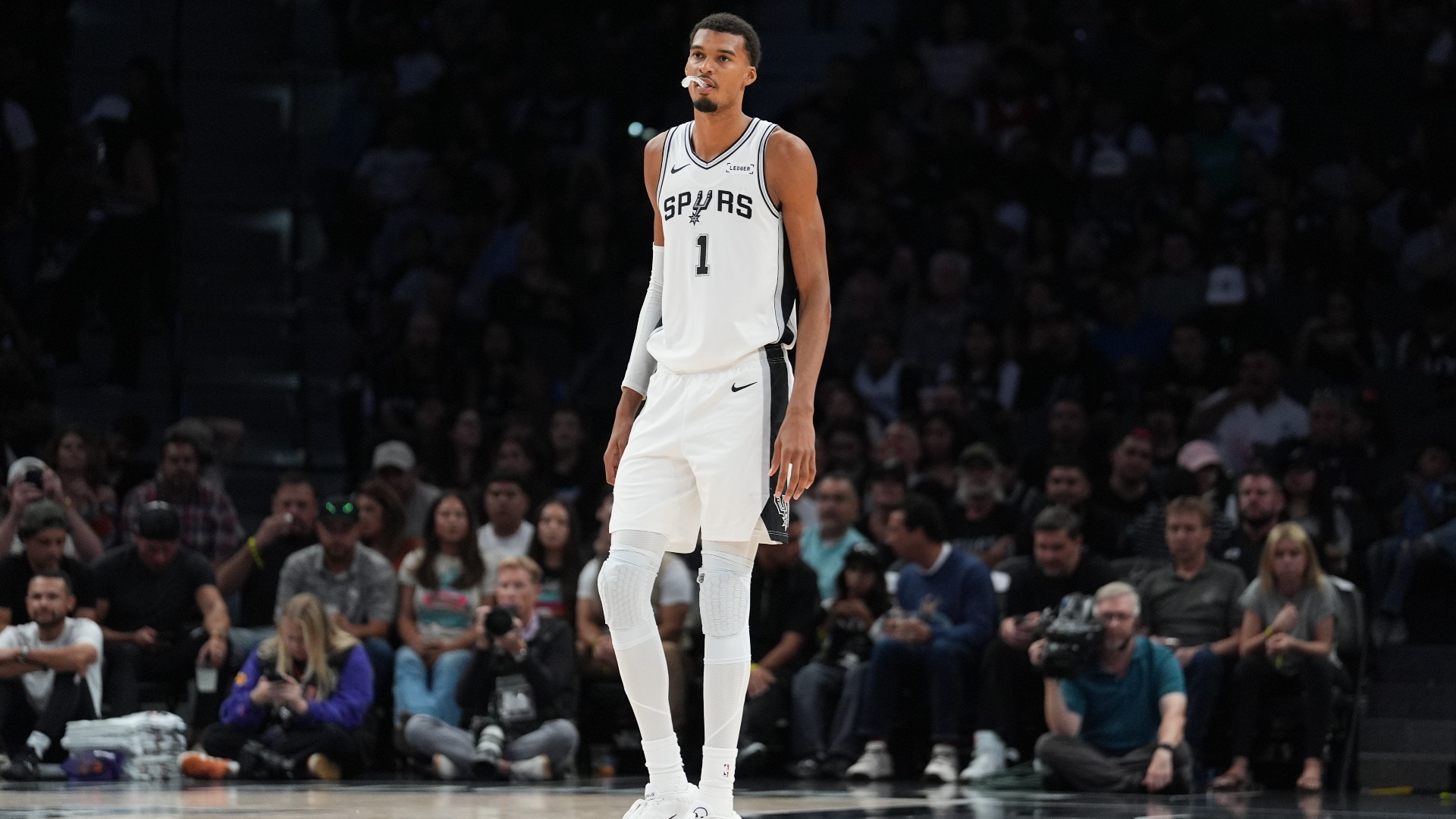 Video thumbnail for Spurs Lead in Western Conference Odds Over OKC & Denver