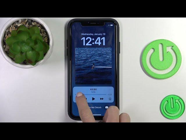 Video thumbnail for iOS 16 Tricks: How to Make Music Full Screen? |  iPhone XR