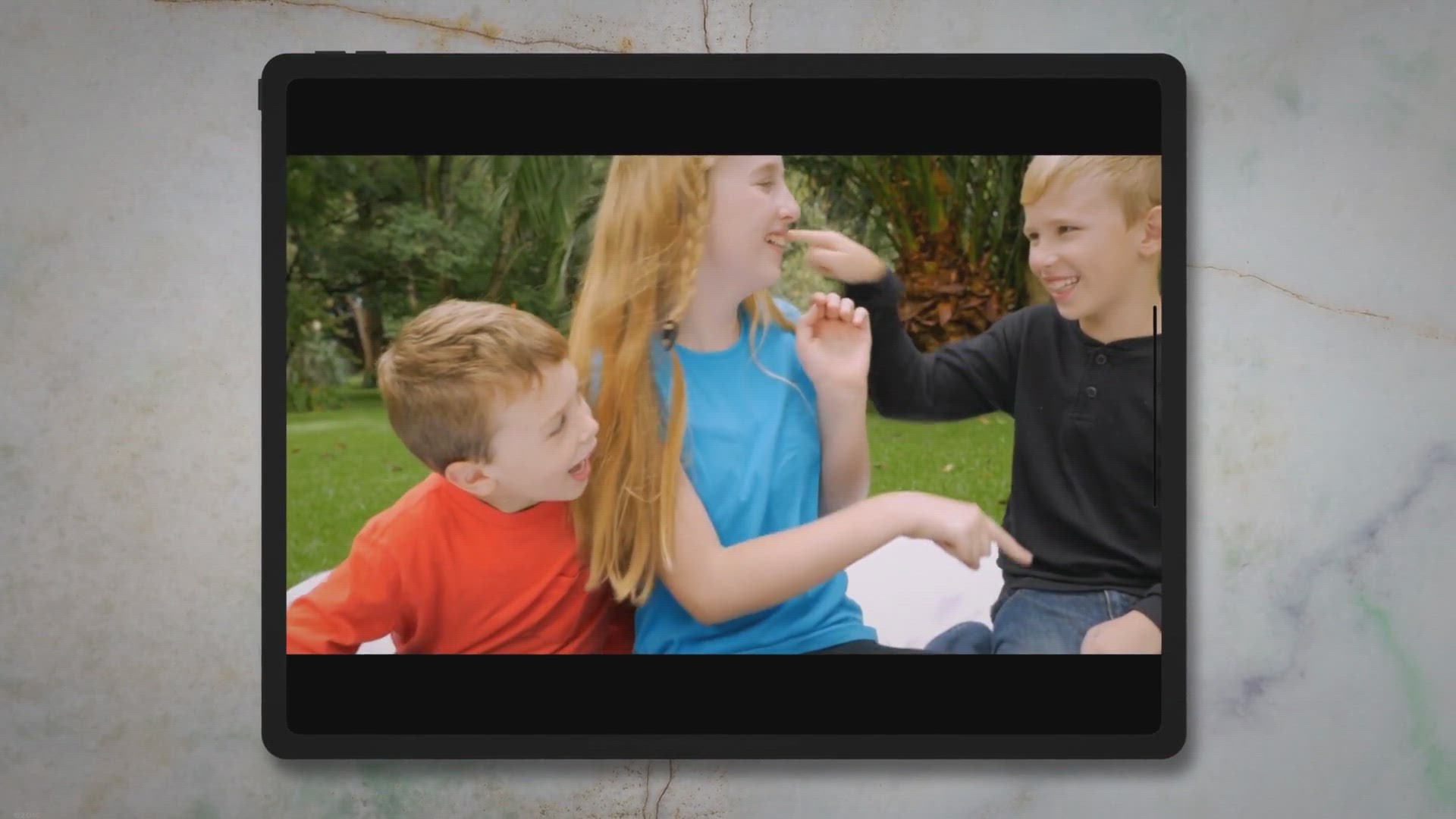 Video thumbnail for What Does It Mean If A Guy Playfully Pokes You?