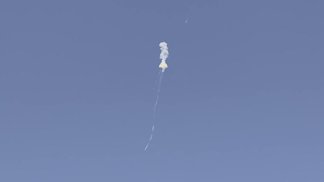 Video thumbnail for Qatar: Qatar air defenses intercept Iranian missiles over Doha.
