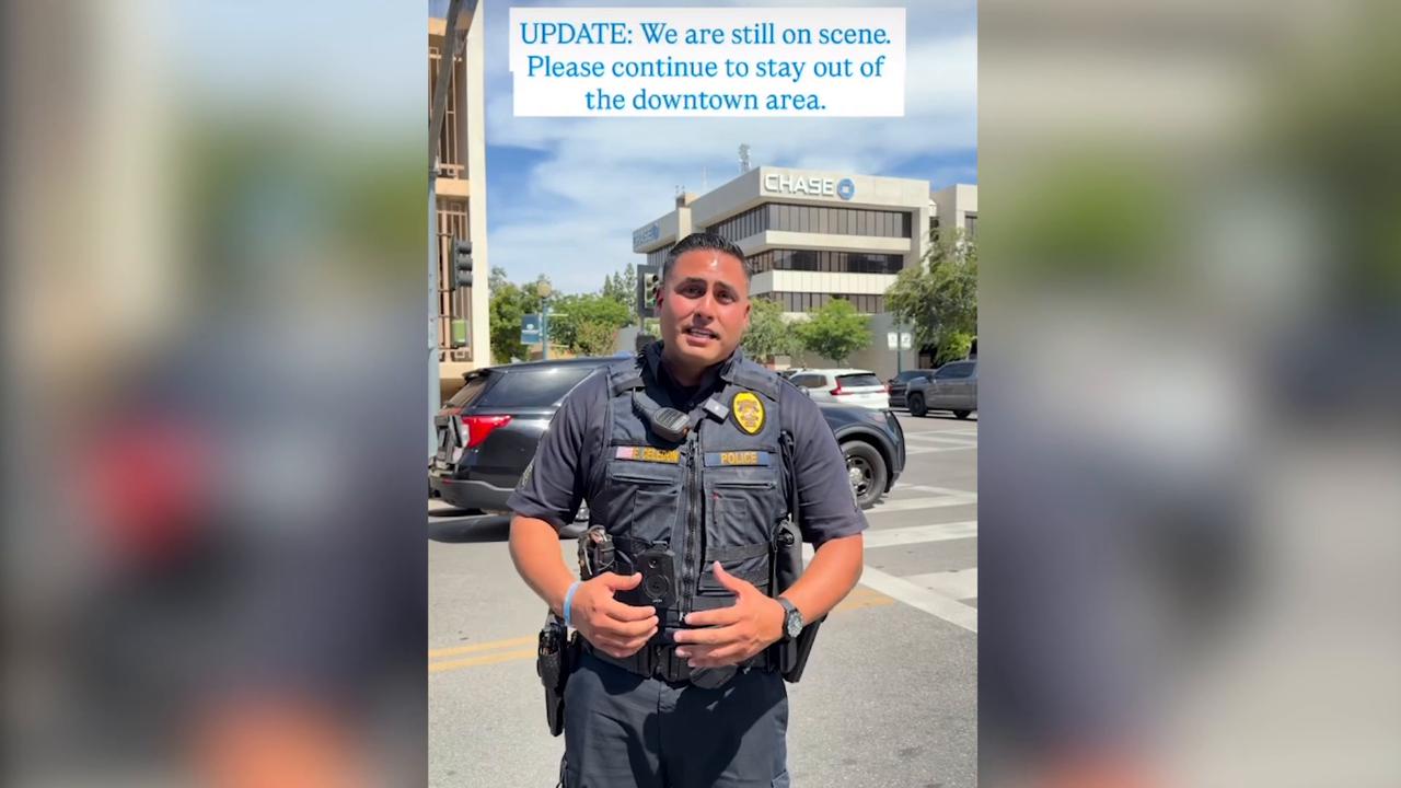 Video thumbnail for US: Hostage situation unfolds at California's Bakersfield bank branch.