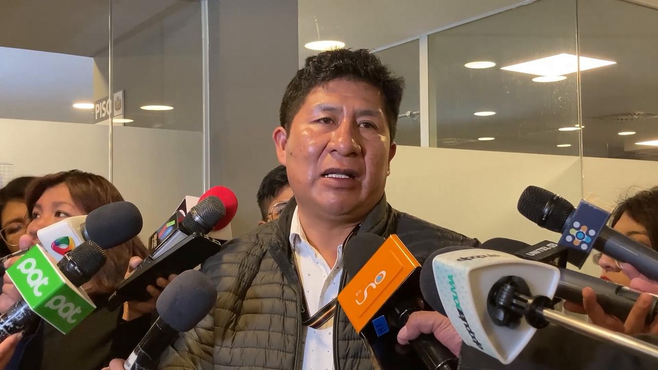 Video thumbnail for Bolivia: REPORTS ON EFFORTS TO REPATRIATE BOLIVIANS WHO DIED IN BRAZIL.