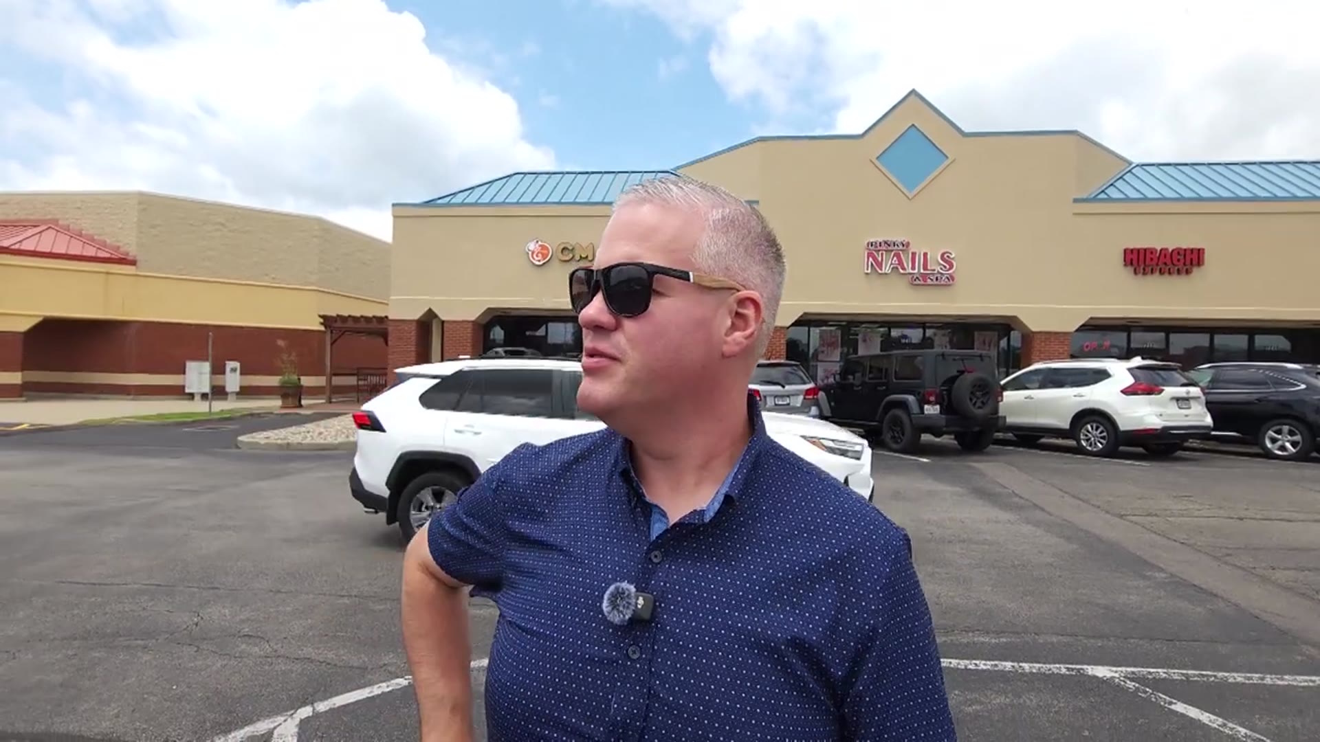 Video thumbnail for Move Over KFC  Korean Fried Chicken at CM Chicken is Next Level(720P HD)